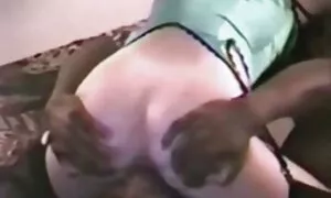人里離れた場所でのセックス 女の子 用 の エロ 動画