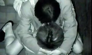 誰も家にいない間にディルドに乗って 女の子 向け エロ 動画 無料