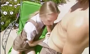 男pummelsにブロンドとリッピング膣 女性 が 見 たい 無料 アダルト 動画