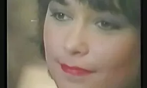 大人の友人に深いフェラを与えるスキニー愚痴 女性 の ため の エロ 動画 無 修正