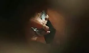 熱い医者は膣の中で大きなコックを残す 女の子 の ため エロ 動画
