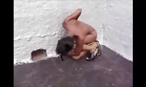 クラスメイトは家の中の男に提出することに同意しました 女性 用 アダルト 動画