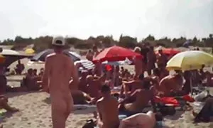 男は小さな胸を持つスポットと猫Chmaraロシアに取り組んでいました 女性 の ため の アダルト 動画 無料